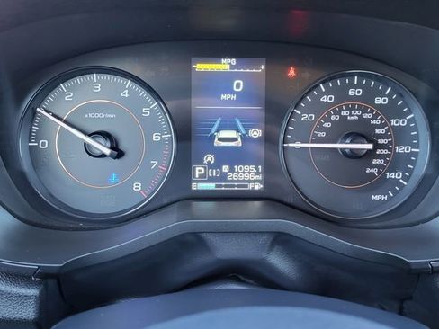 Used 2023 Subaru Crosstrek 2.0i Premium image 11