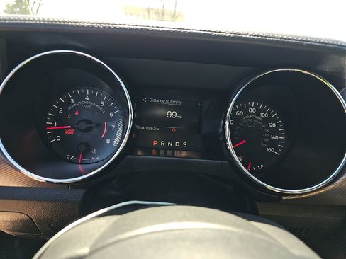 Used 2017 Ford Mustang Coupe image 18