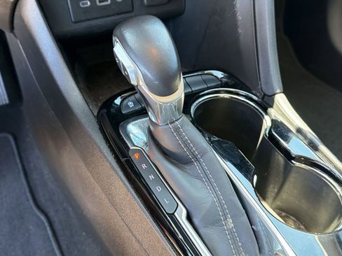 Used 2023 Buick Encore GX Select FWD image 17