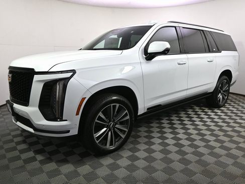 New 2026 Cadillac Escalade ESV Sport image 2