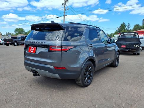 Used 2017 Land Rover Discovery HSE AWD/4WD image 6