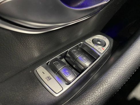 Used 2023 Mercedes-Benz E 350 Sedan w/ Premium Package image 8
