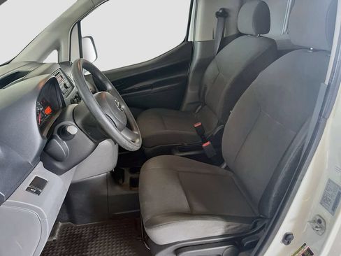 Used 2015 Nissan NV200 FWD image 19