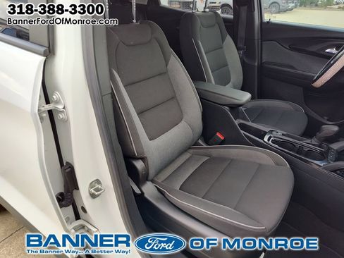 Used 2023 Chevrolet TrailBlazer LT w/ Convenience Package FWD image 22