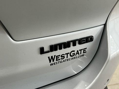 New 2025 Jeep Grand Cherokee L Limited w/ Black Appearance Package AWD/4WD image 44