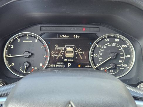 Used 2023 Mitsubishi Outlander ES FWD image 14