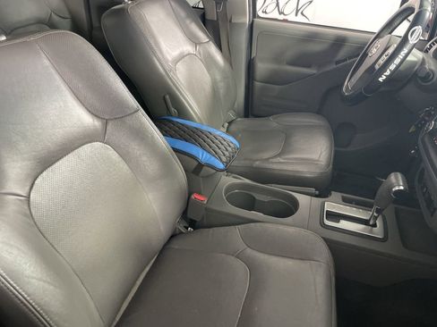 Used 2019 Nissan Frontier SL image 25