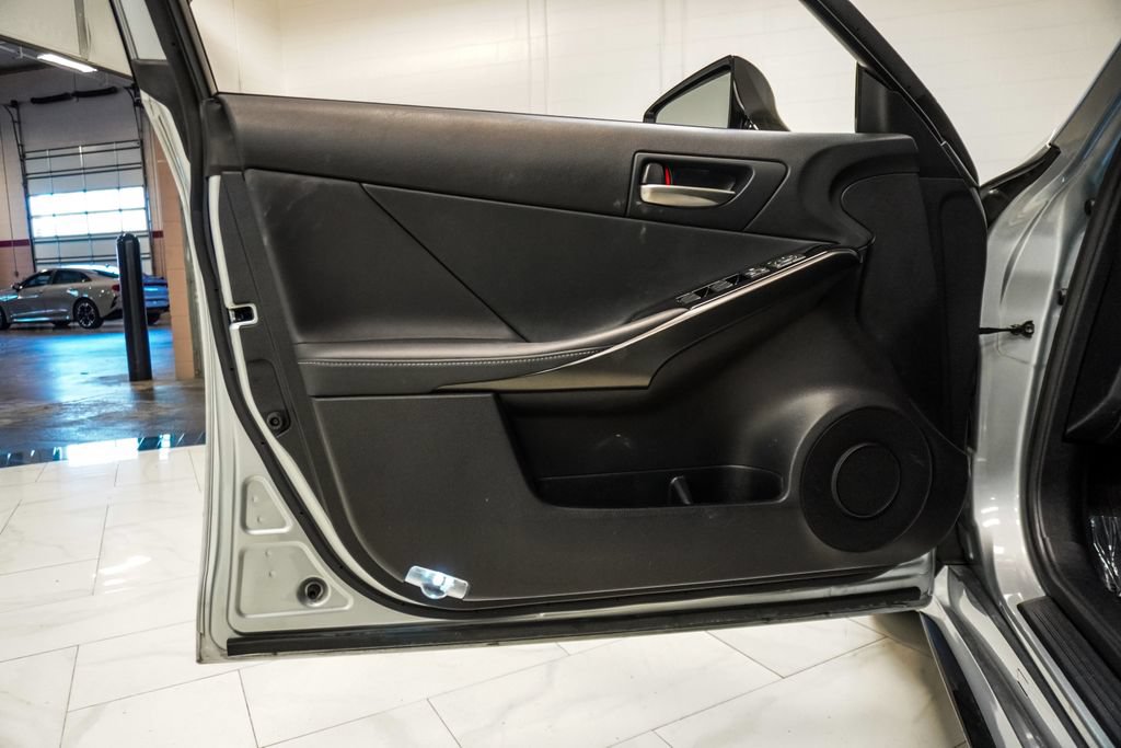 Used 2024 Lexus IS 350 F Sport RWD image 22