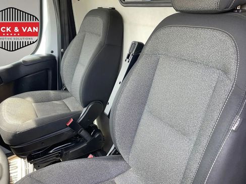 Used 2024 RAM ProMaster 2500 FWD image 27