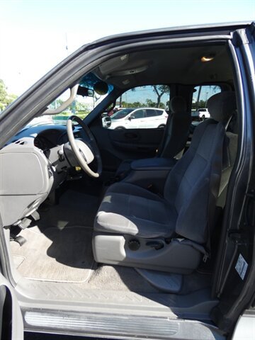 Used 2002 Ford F150 XLT RWD image 36