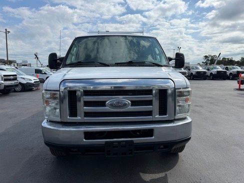 Used 2013 Ford E-350 and Econoline 350 Super Duty w/ Class I Trailer Tow Pkg image 2