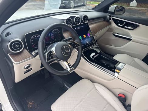 Certified 2025 Mercedes-Benz GLC 300 GLC 300 image 30