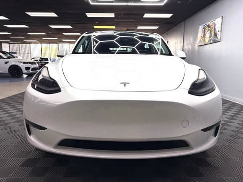 Used 2023 Tesla Model Y Long Range AWD/4WD image 4