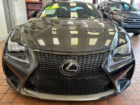 Used 2017 Lexus RC F w/ Premium Package RWD image 2