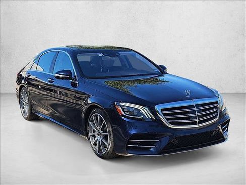 Used 2018 Mercedes-Benz S 560 Sedan image 3