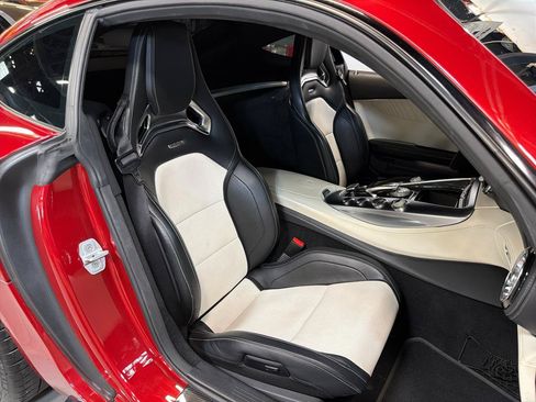 Used 2018 Mercedes-Benz AMG GT S image 28