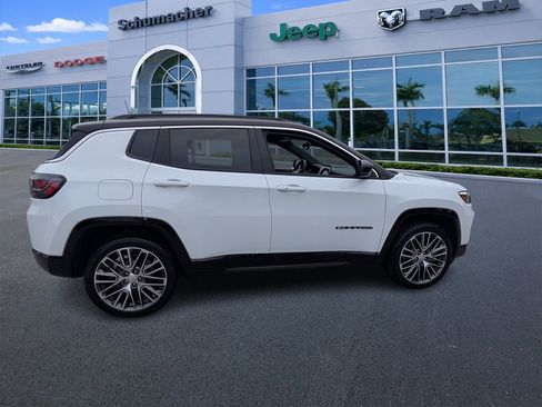 Used 2023 Jeep Compass Limited w/ Elite Group AWD/4WD image 8