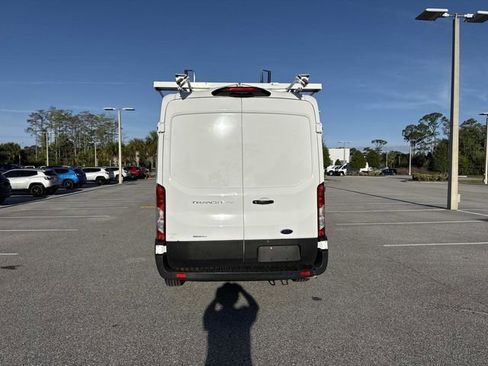 Used 2023 Ford Transit 150 Medium Roof RWD image 4