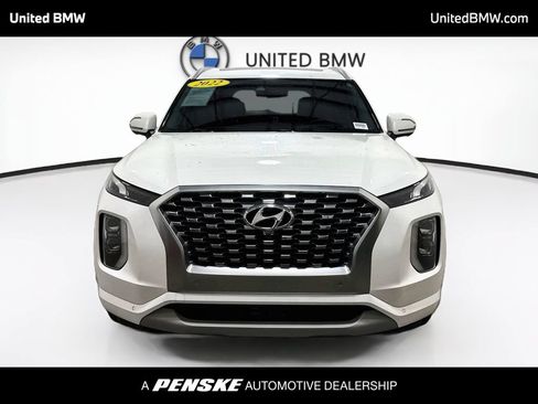 Used 2022 Hyundai Palisade Limited FWD image 2