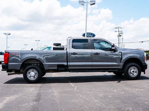 Used 2024 Ford F250 XL w/ XL Driver Assist Package AWD/4WD image 3