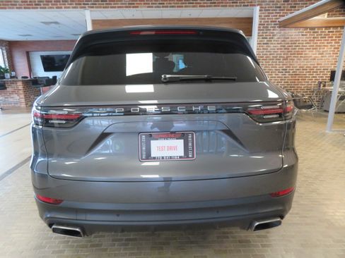 Used 2019 Porsche Cayenne image 59