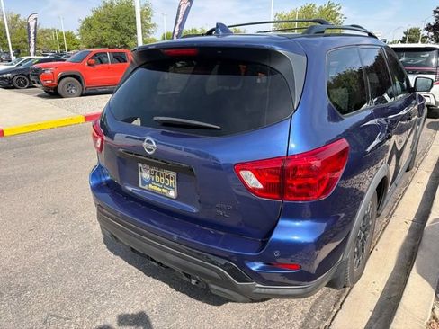 Used 2020 Nissan Pathfinder SL AWD/4WD image 12