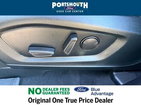 Certified 2022 Ford Explorer XLT w/ Equipment Group 202A image 23