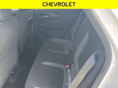 Used 2024 Chevrolet TrailBlazer LS w/ LS Convenience Package FWD image 15