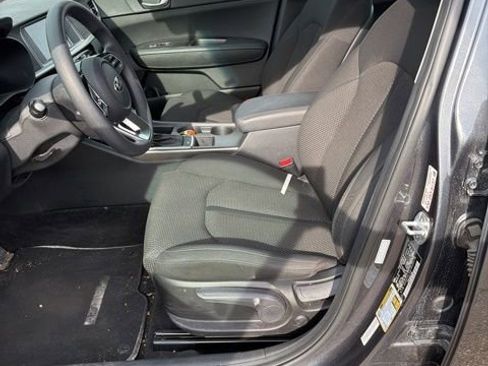 Used 2020 Kia Optima LX image 5