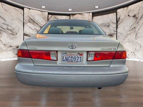 Used 2000 Toyota Camry LE image 7