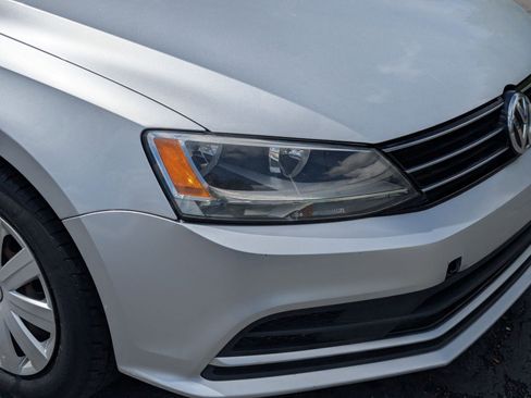 Used 2016 Volkswagen Jetta S image 10