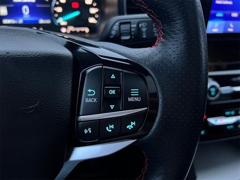 Used 2023 Ford Explorer ST-Line w/ Class IV Trailer Tow Package image 17