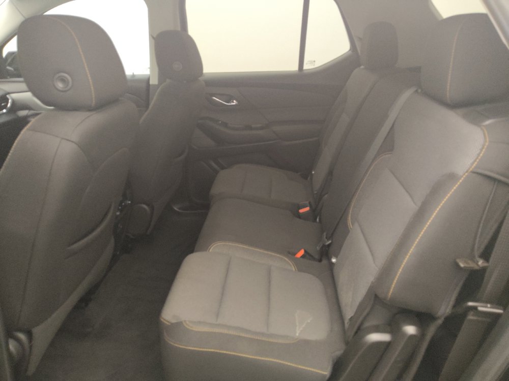 Used 2020 Chevrolet Traverse LS FWD image 18