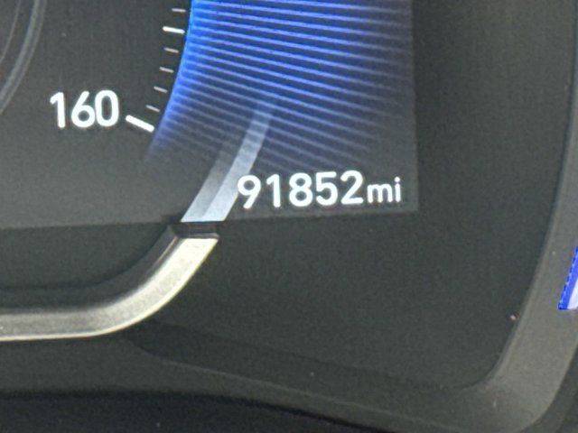 Used 2019 Hyundai Santa Fe SEL FWD image 27
