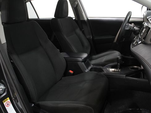 Used 2014 Toyota RAV4 XLE image 15