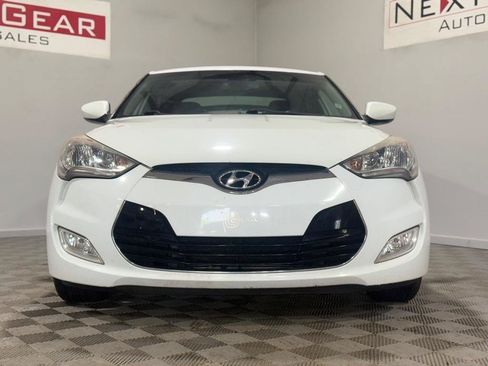 Used 2015 Hyundai Veloster w/ Option Group 03 FWD image 5
