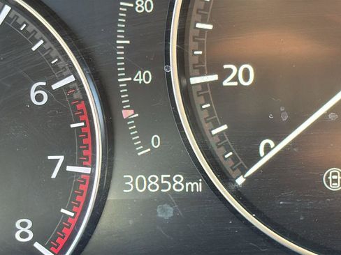 Used 2023 MAZDA CX-50 AWD 2.5 Turbo w/ Premium Pkg image 11