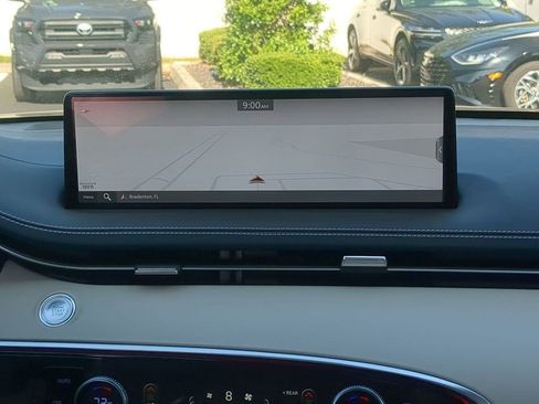 New 2025 Genesis GV70 3.5T Sport w/ Sport Advanced Package image 17