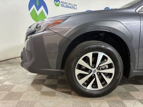 Used 2023 Subaru Outback Premium image 34