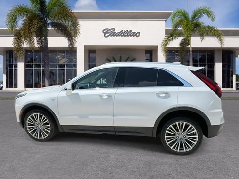 Certified 2024 Cadillac XT4 Premium Luxury FWD image 9