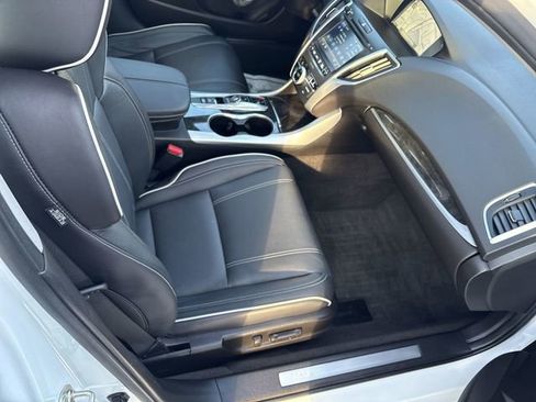 Certified 2018 Acura TLX V6 w/ Technology Package image 29