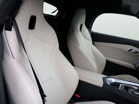 Used 2019 BMW Z4 sDrive30i w/ M Sport Package RWD image 16