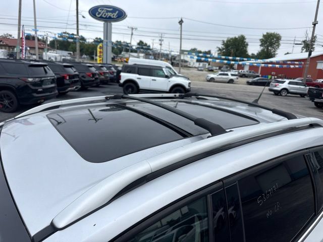 Used 2018 Ford Escape Titanium w/ Ford Safe & Smart Package AWD/4WD image 12