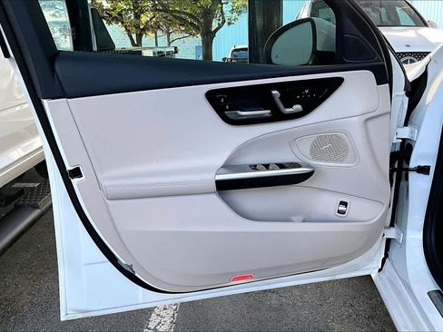 New 2026 Mercedes-Benz C 300 C 300 image 15