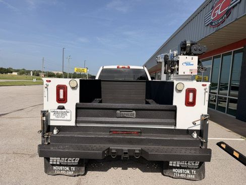 Used 2019 Chevrolet Silverado 3500 W/T w/ WT Convenience Package AWD/4WD image 12