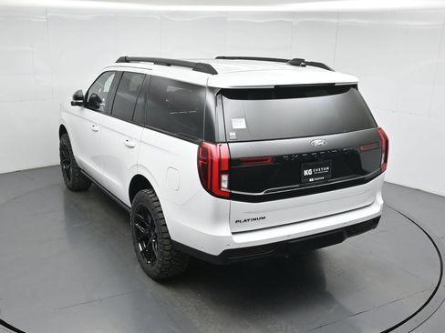 New 2025 Ford Expedition Platinum w/ Stealth Performance Package image 40