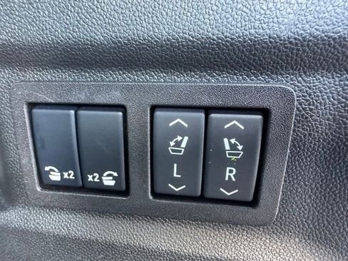 Used 2025 Chevrolet Tahoe LT w/ Comfort Package image 10