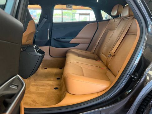 Used 2024 Lucid Air Touring AWD/4WD image 19