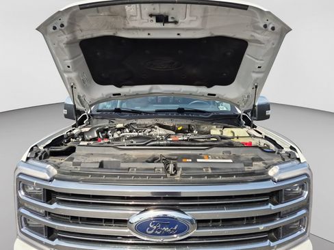 Used 2024 Ford F250 Limited w/ FX4 Off-Road Package AWD/4WD image 32