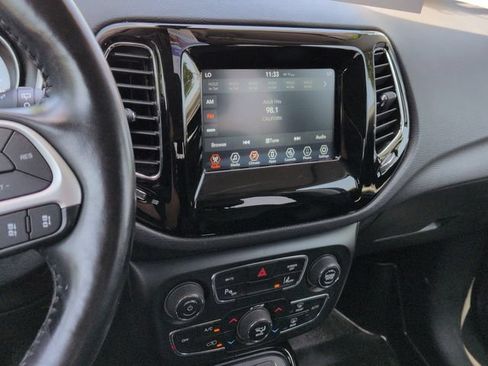 Used 2021 Jeep Compass Latitude w/ Sun and Sound Group AWD/4WD image 15